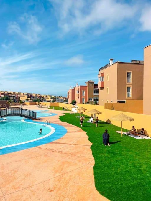 Apartamento Casa Bamboo Corralejo, Espacioso, Piscina Y Parking Eksteriør bilde